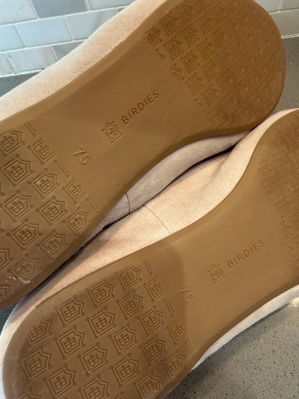 Birdies Starling Suede Women’s Slip-On Loafer in Latte size 7.5 - Picture 9 of 9